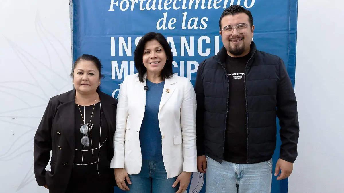 ABASOLO ITZEL Y JOB (1)