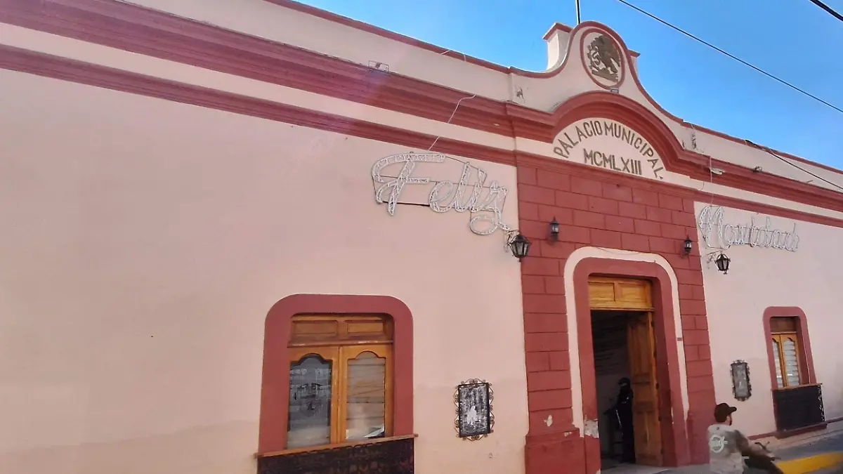 PENJAMO Renuncia Unidad