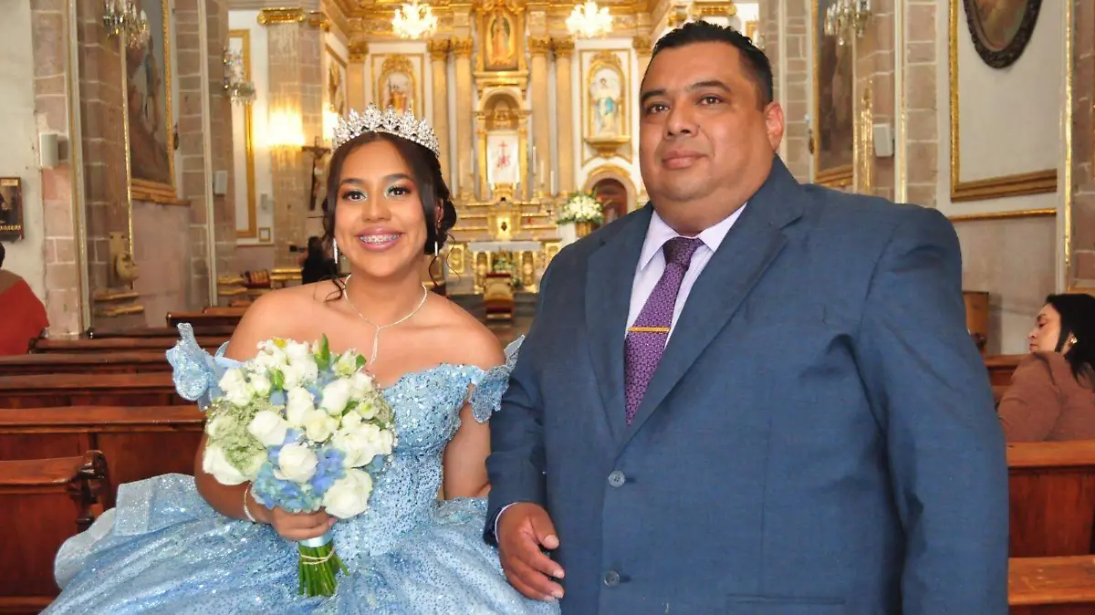 Karol-Natalí-cumple-15-años