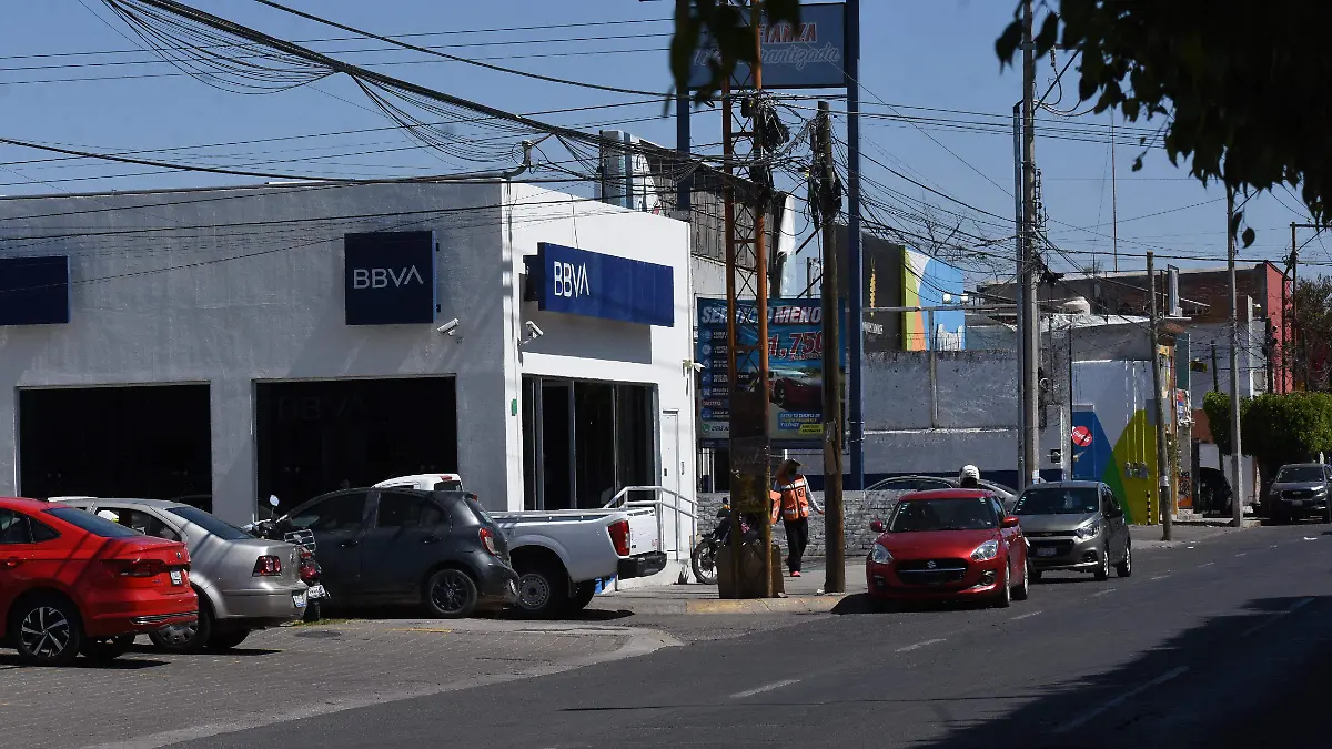 Bancos Jesus Gutierrez El Sol de Irapuato (3)