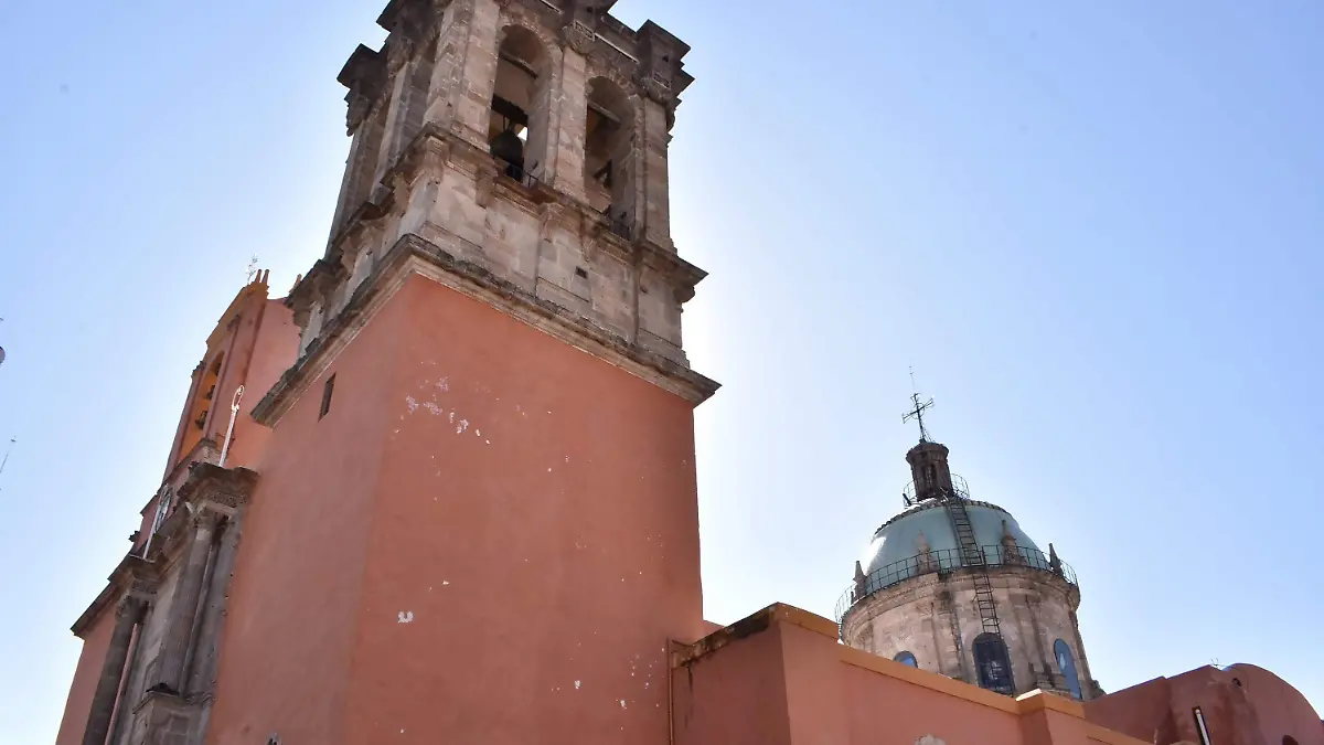 ABASOLO Virgen de la Luz 28