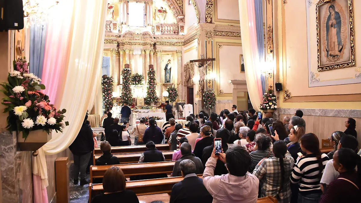 ABASOLO Virgen de la Luz 6