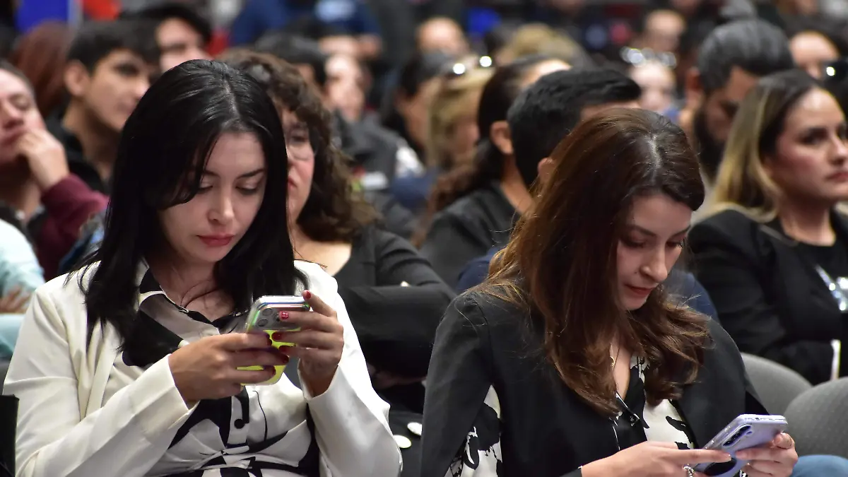 FORO CercanIA.- RICARDO SANCHEZ.- EL SOL DED IRAPUATO (4)