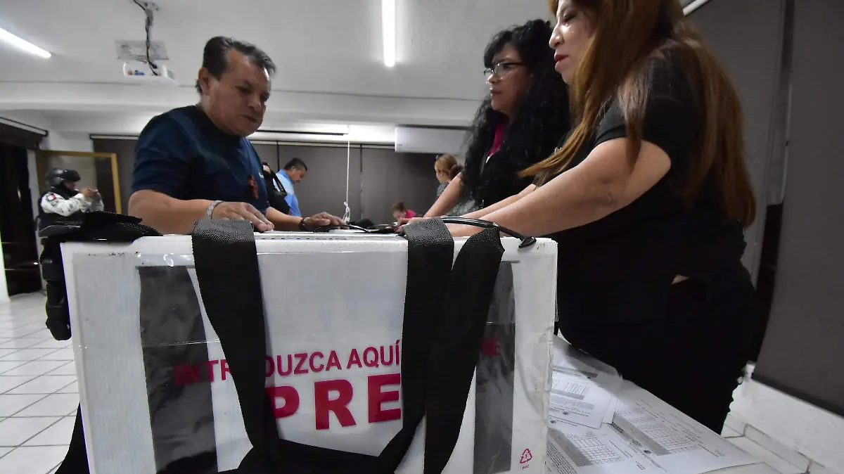 REFORMA ELECTORAL.- RICARDO SANCHEZ.- EL SOL DE IRAPUATO