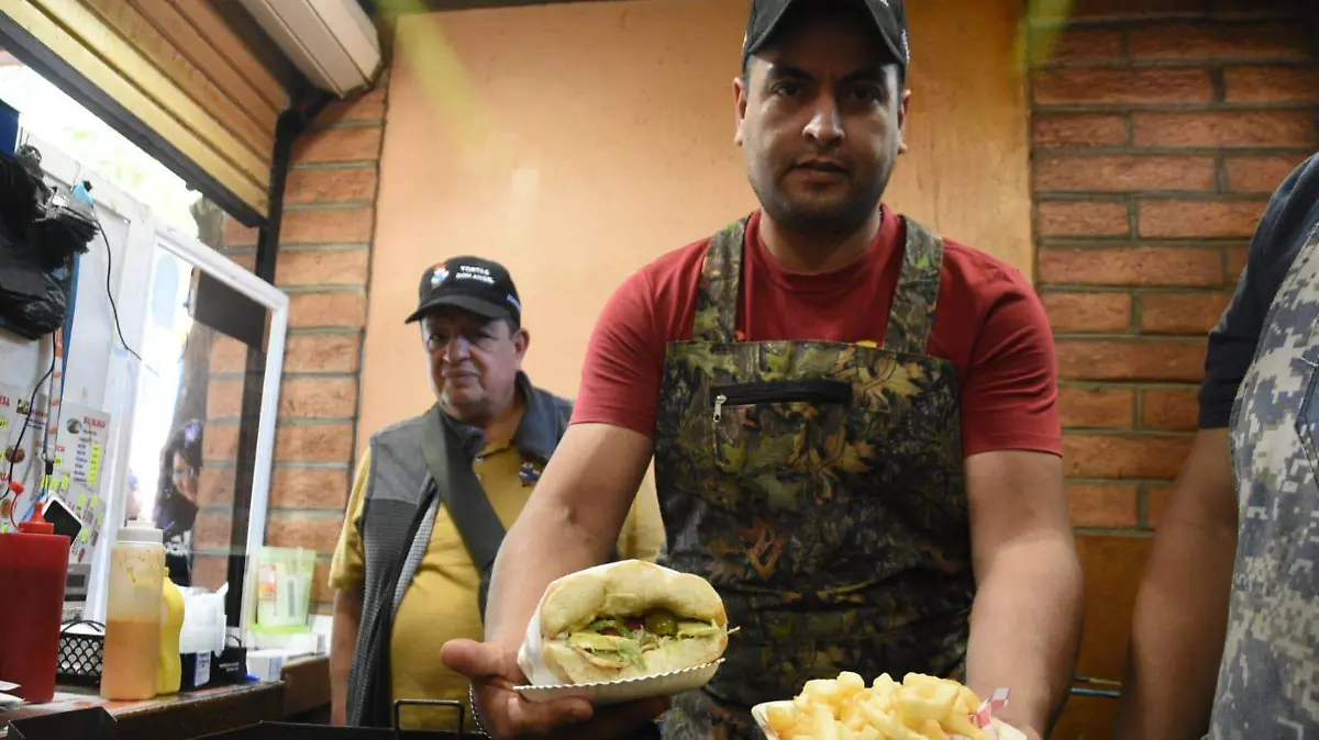 NEGOCIO FAMILIA BARRON (1)