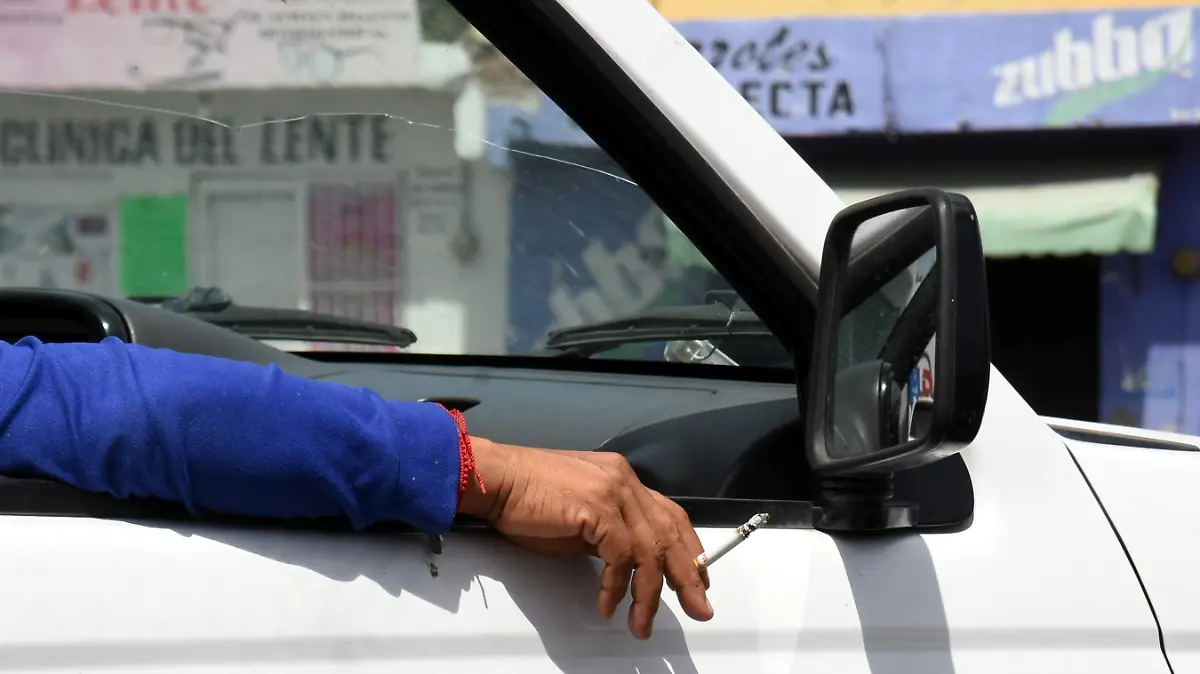 SEÑALETICA Y CIGARROS.- RICARDO SANCHEZ.- EL SOL DE IRAPUATO (3)