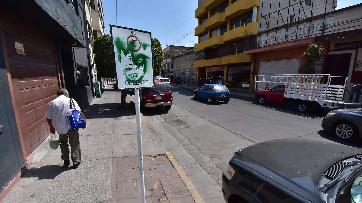 PARQUIMETROS PROPUESTA.- RICARDO SANCHEZ.- EL SOL DE IRAPUATO (2)