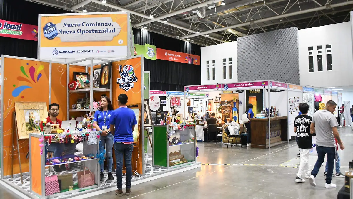 SIN VENTA DE ALCOHOL Y CIGARROS A MENORES .- JOSE LUIS CERVANTES .- EL SOL DE IRAPUATO}  (3)