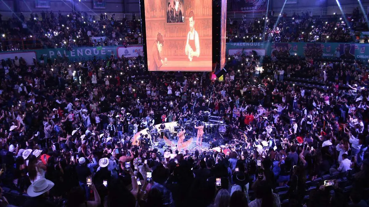 Los-Parras-engalanaron-el-palenque