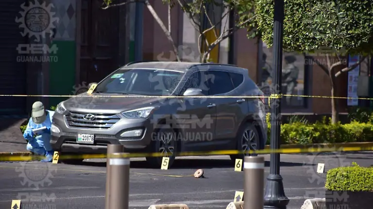 9df7fb6e-8a0a-4f58-9d78-98f88159e9b6_watermarked