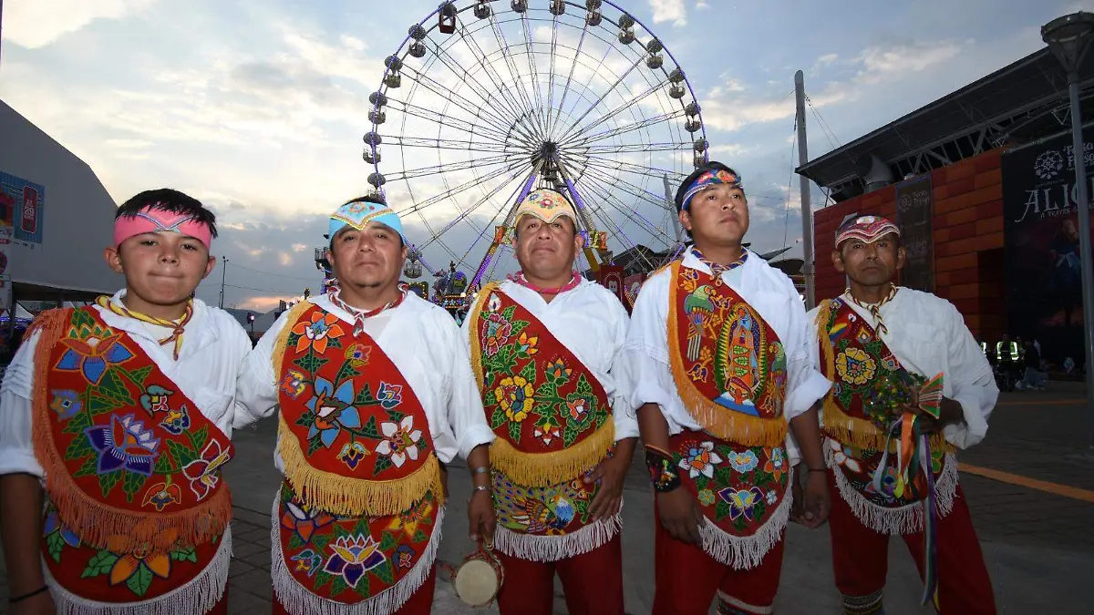 Voladores de papantla en la feriade las fresas, Jesus Gutierrez El Sol de Irapuato (16)