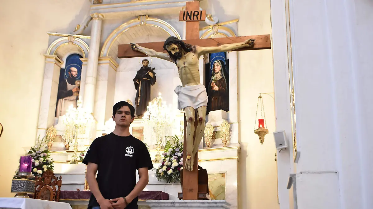 CUERAMARO representaciones de Cristo y Maria (7)