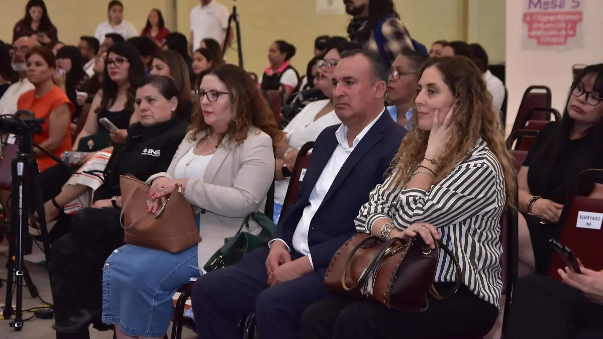 EVENTO UQ ICONVERSATORIO.-RICARDO SANCHEZ.- EL SOL DE IRAPUATO  (1)