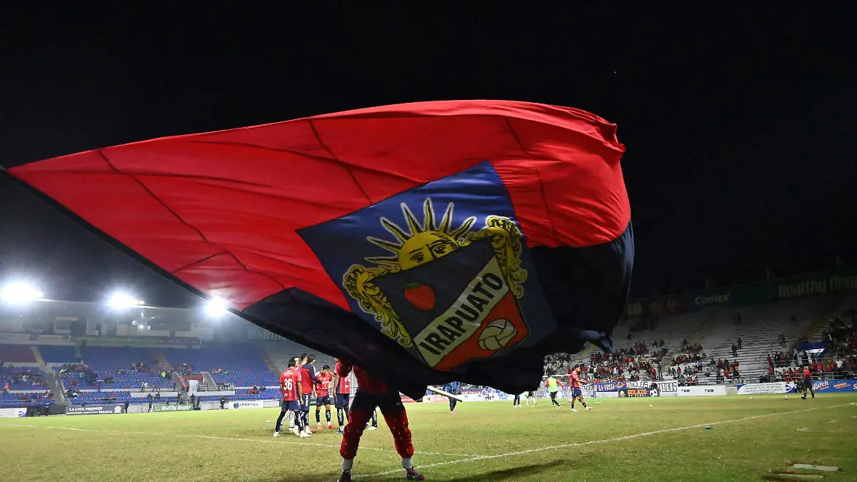 TRINCA Y AFICION- RICARDO SANCHEZ- EL SOL DE IRAPUATO