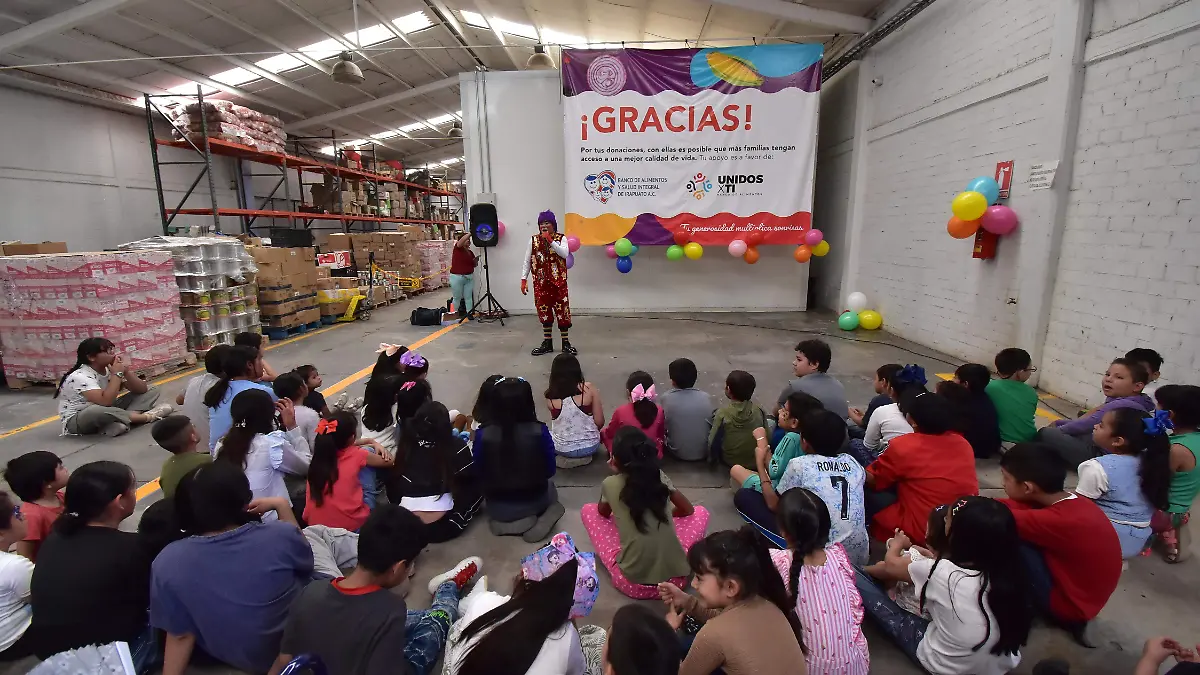 DIA DE NIÑO EN BANCO DE ALIMENTOS- RICARDO SANCHEZ- EL SOL DE IRAPUATO (1)