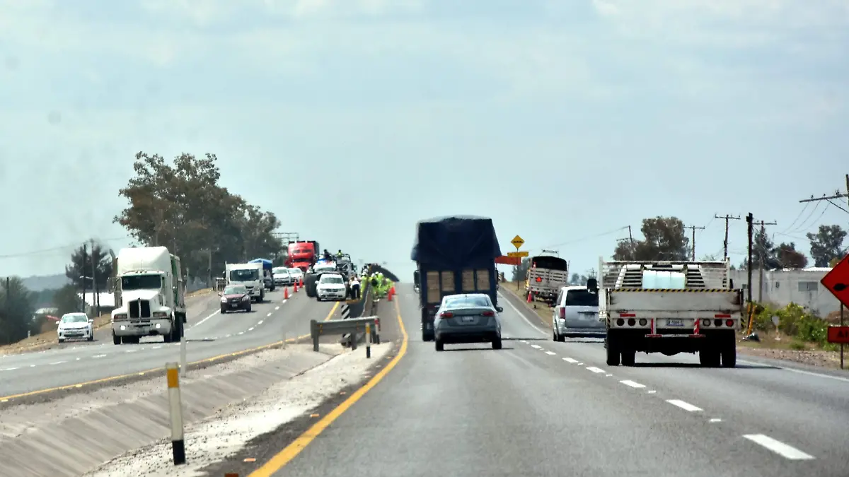 CARR. SAL- LEON Y LIBRAMIENTO.- RICARDO SANCHEZ.- EL SOL DE IRAPUATO (1)