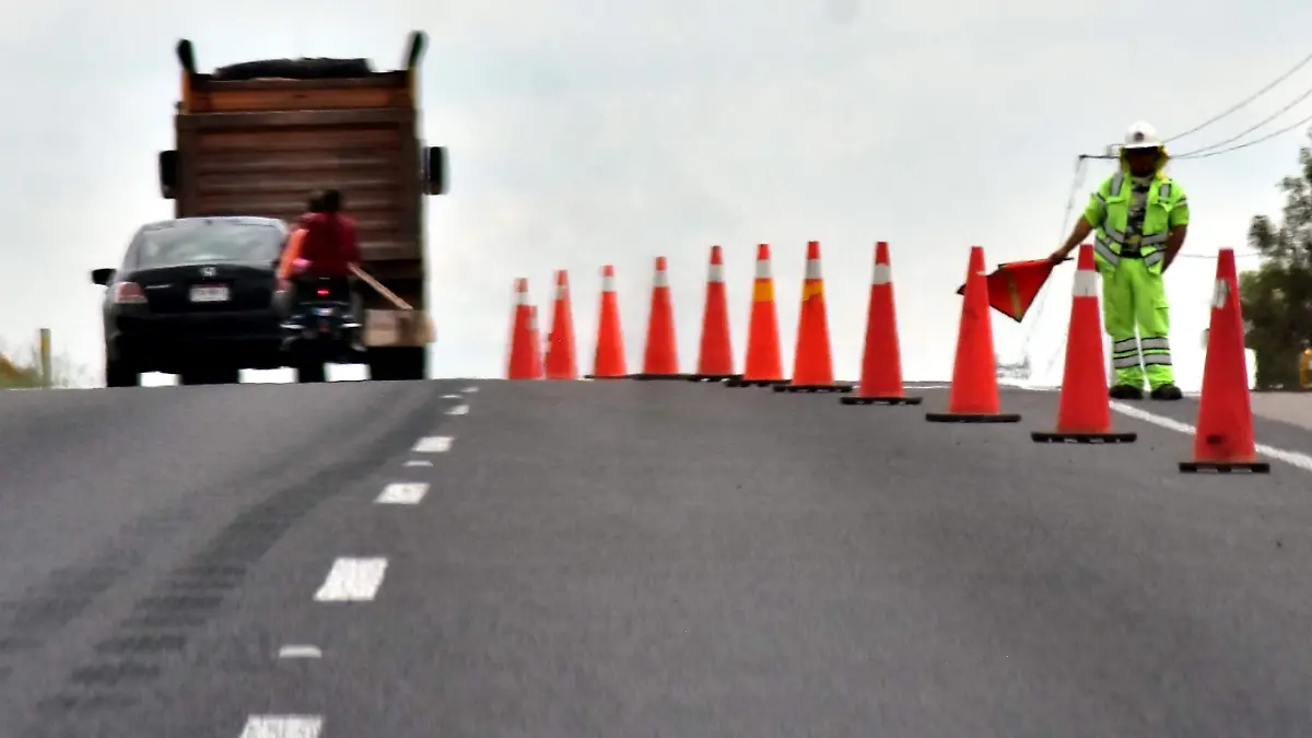 CARRETERA FED. 45.- RICARDO SANCHEZ.- EL SOL DE IRAPUATO  (4)