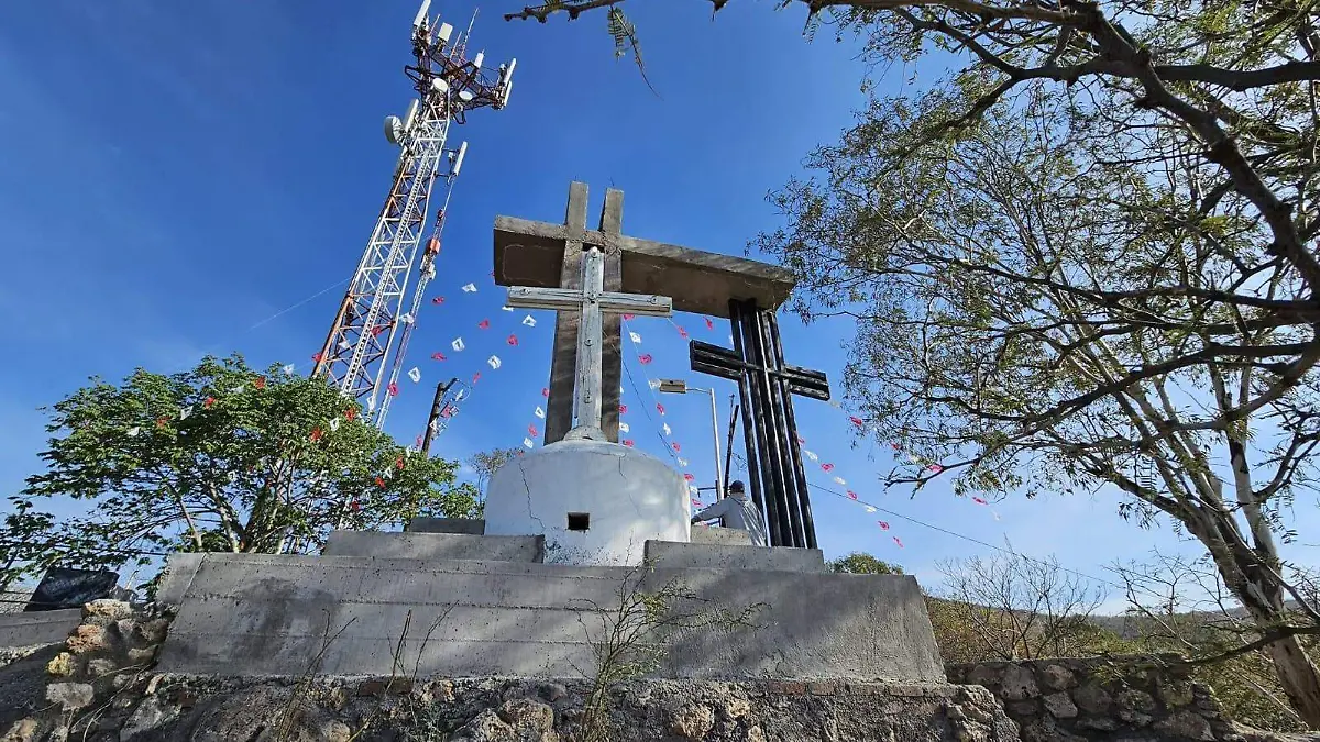 HUANIMARO Santa Cruz
