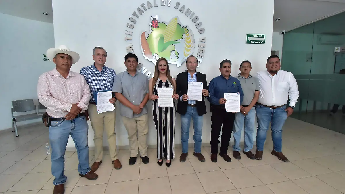 FIRMA Y VISITA SILAO Y CASAVEG.- RICARDO SANCHEZ.- EL SOL DE IRAPUATO (5)