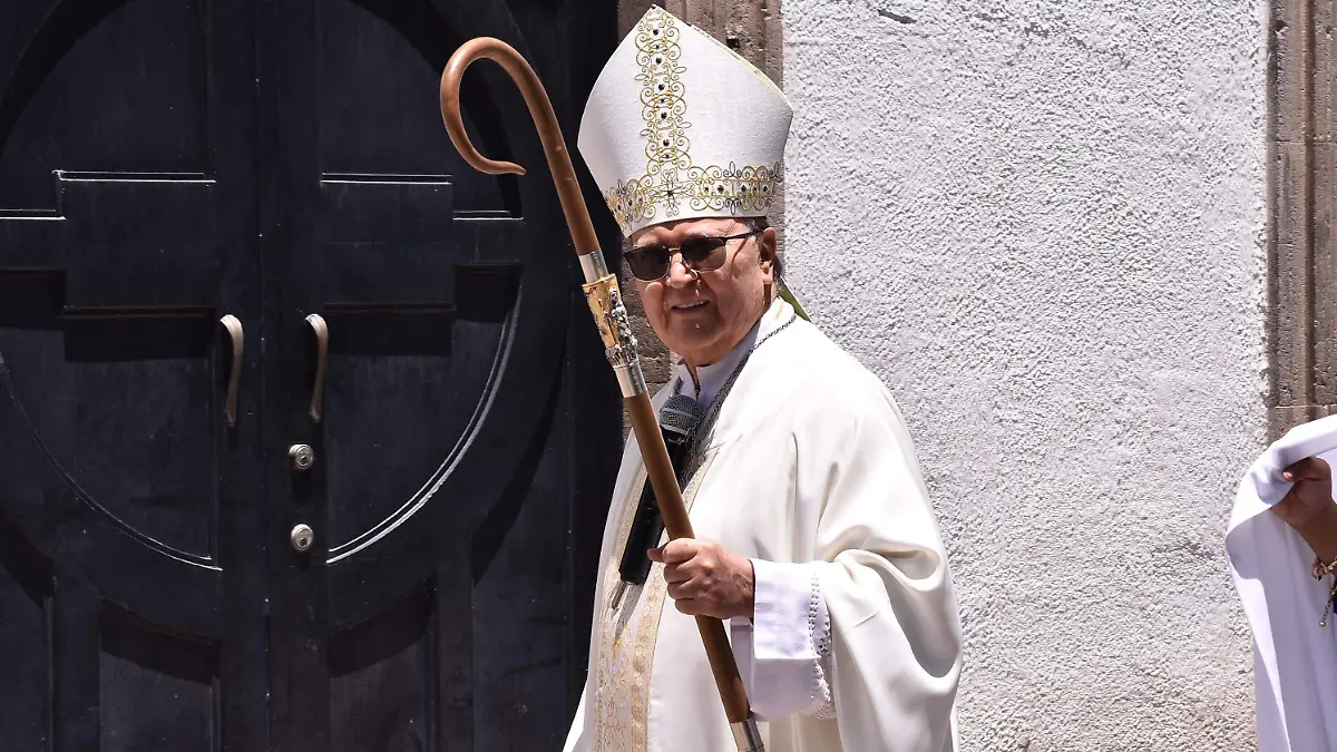 OBISPO NIÑEZ (2)