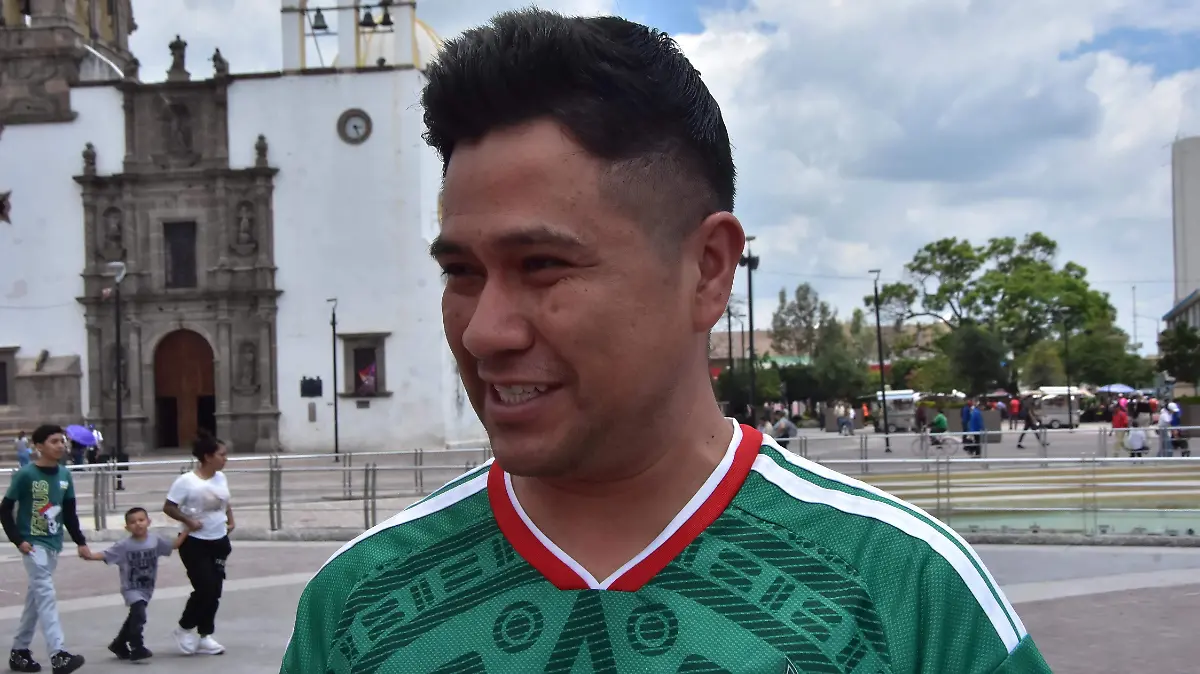 LA AFICION DICE- Y SI, SI .- RICARDO SANCHEZ.- EL SOL DE IRAPUATO (4)