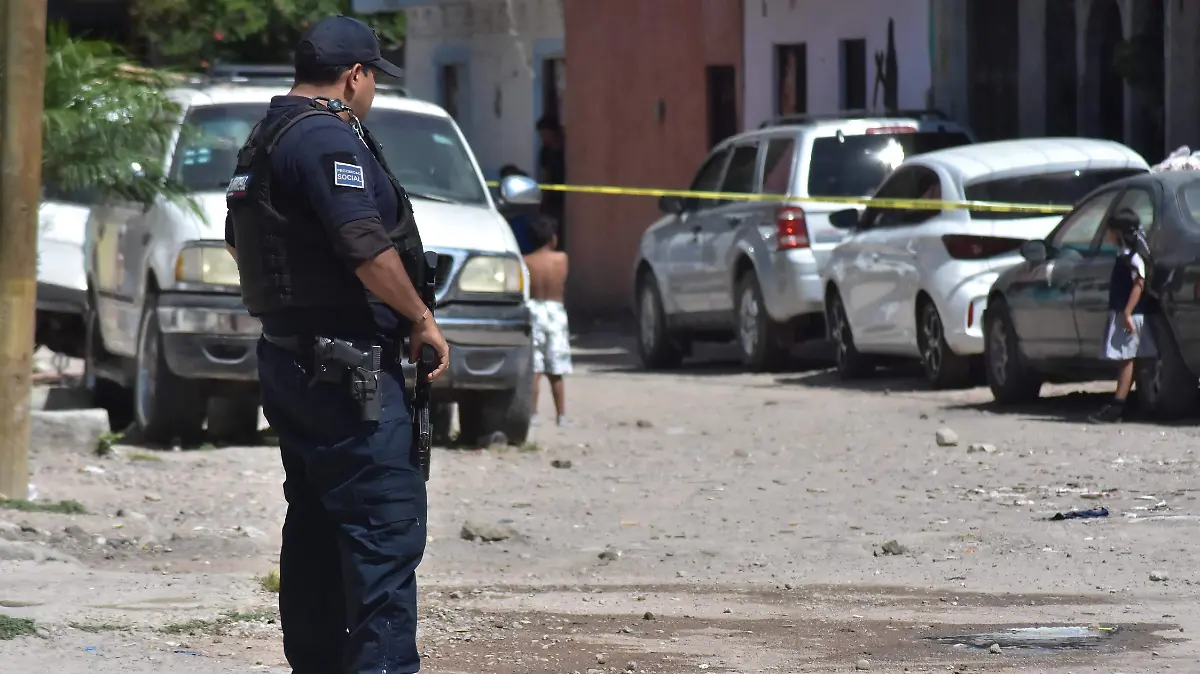 LORENA ALFARO EN CHACALEO.- RICARDO SANCHEZ.- EL SOL DE IRAPUATO (1)