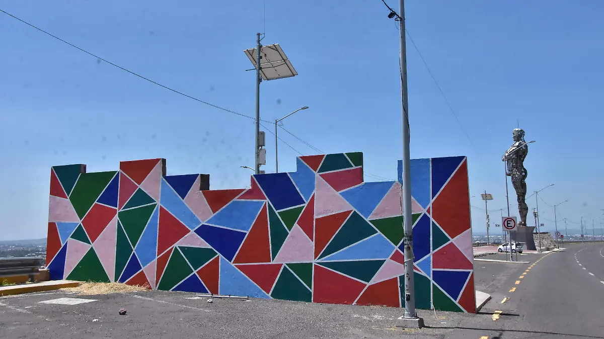 MIRADOR EN CUARTO CINTURON VIAL.- RICARDO SANCHEZ.- EL SOL DE IRAPUATO (3)