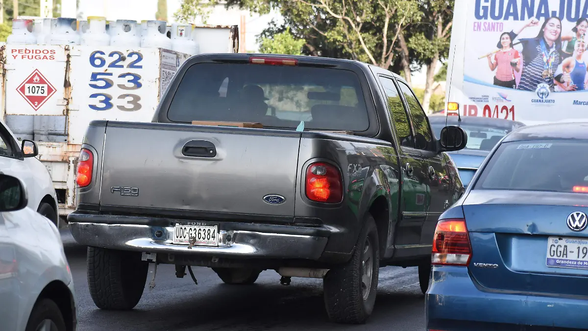 HOSTIGAMIENTO A VEHICULOS AMERICANOA JESUS GTZ  (4)