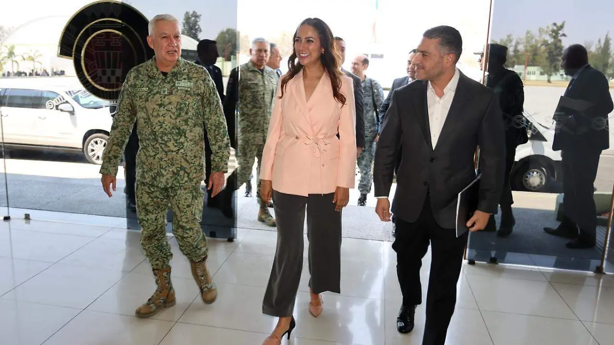 libia reunion con harfuch (2)