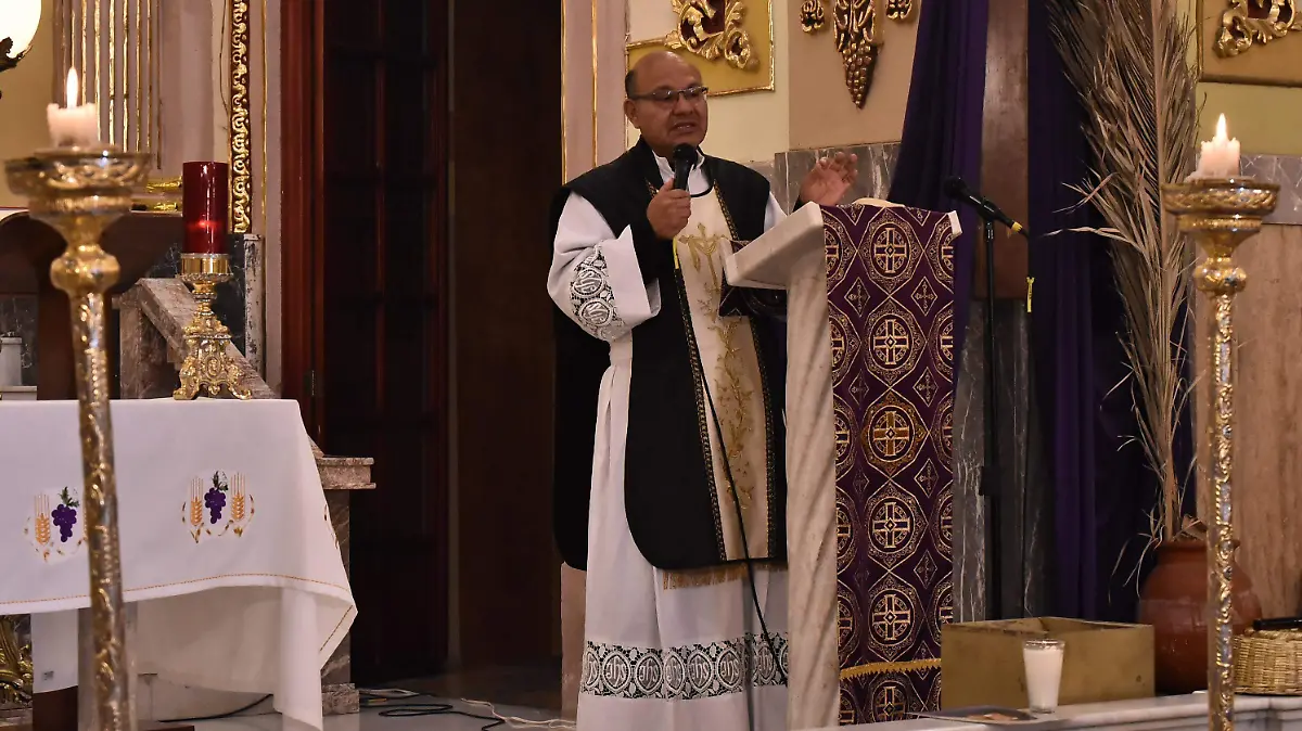 ABASOLO Padre Jesus Alejandro Lara Navarro (11)