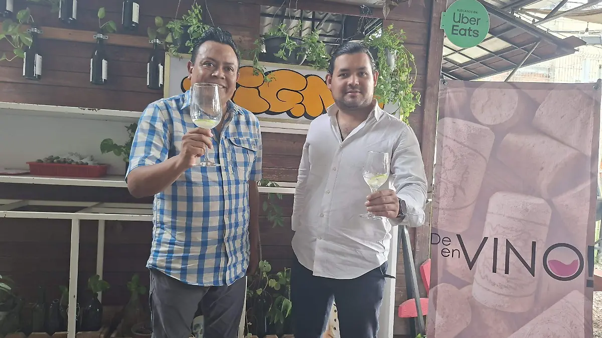 Jonathan Oliva y Pablo Bañuelos