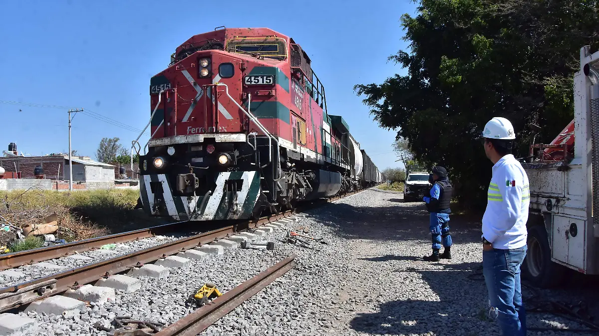DERECHOS DE VIA Y AFECTACIONES POR TREN.- RICARDO SANCHEZ.- EL SOL DE IRAPUATO (4)