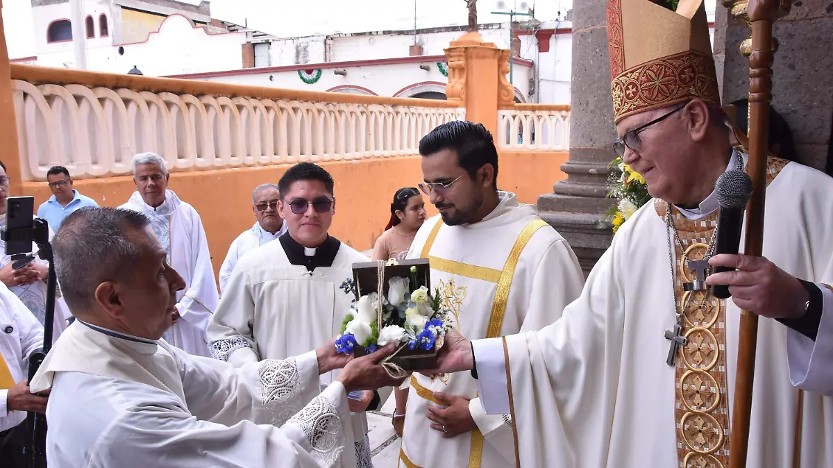 ABASOLO Padre Juan Manuel Cuevas (7)