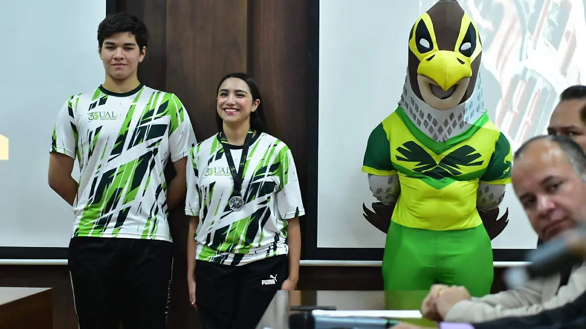 Carrera Halcones