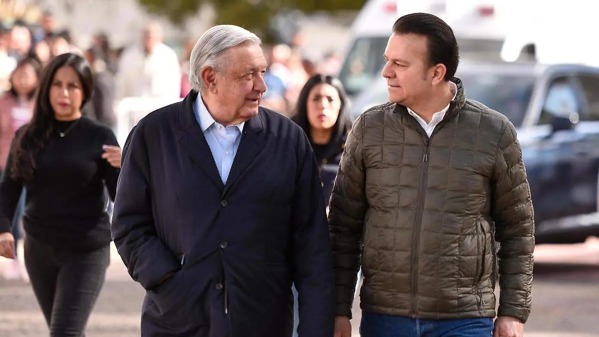 Esteban-AMLO