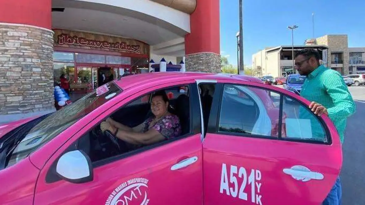 Mujeres transportistas