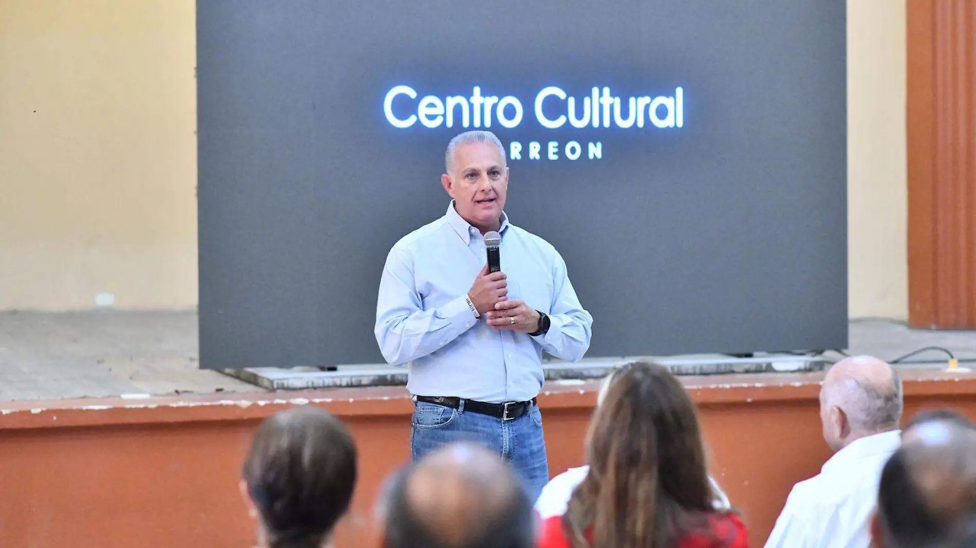 Román-centro-cultural