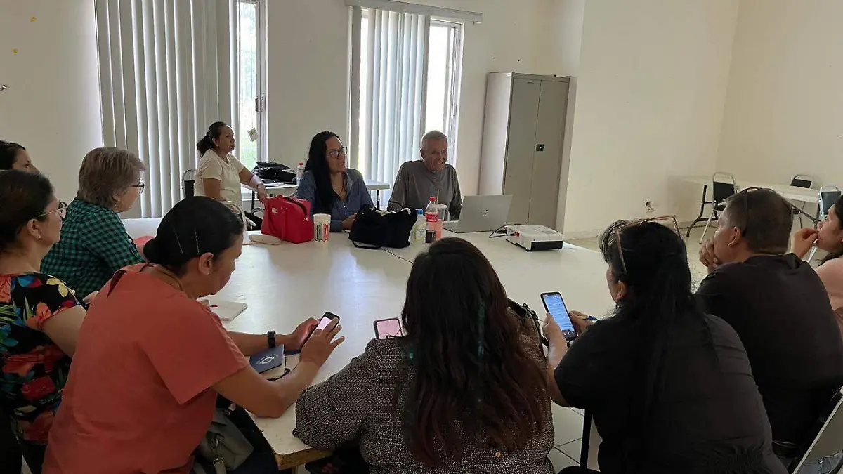 Se inició el curso de capacitación en medicina alternativa, en el Centro Comunitario Nueva California