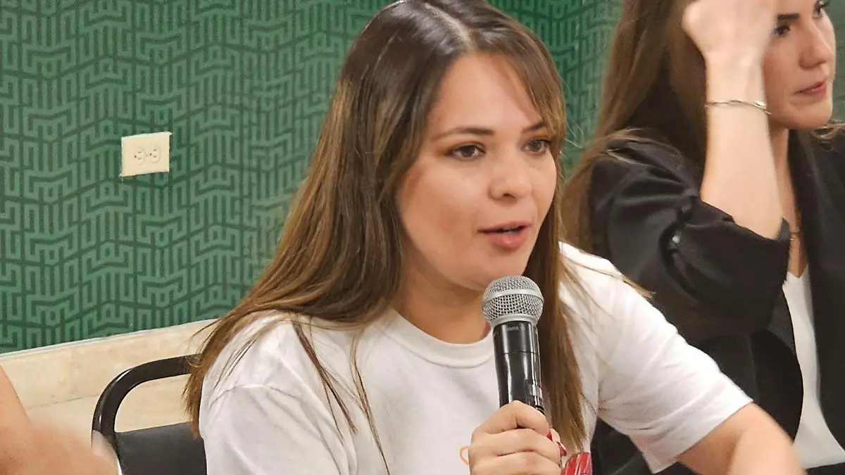 Natalia Guadalupe Fernández Martínez, Secretaria del Ayuntamiento de Torreón