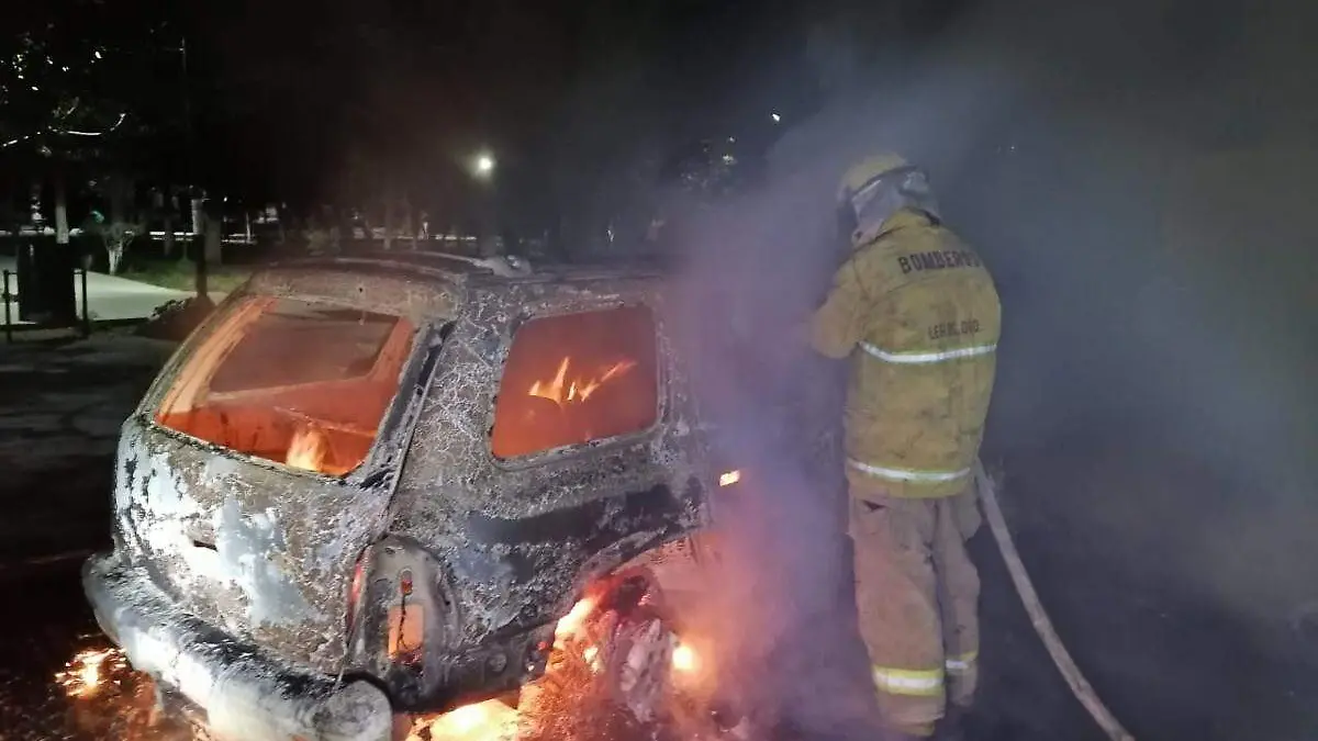 incendio-camioneta