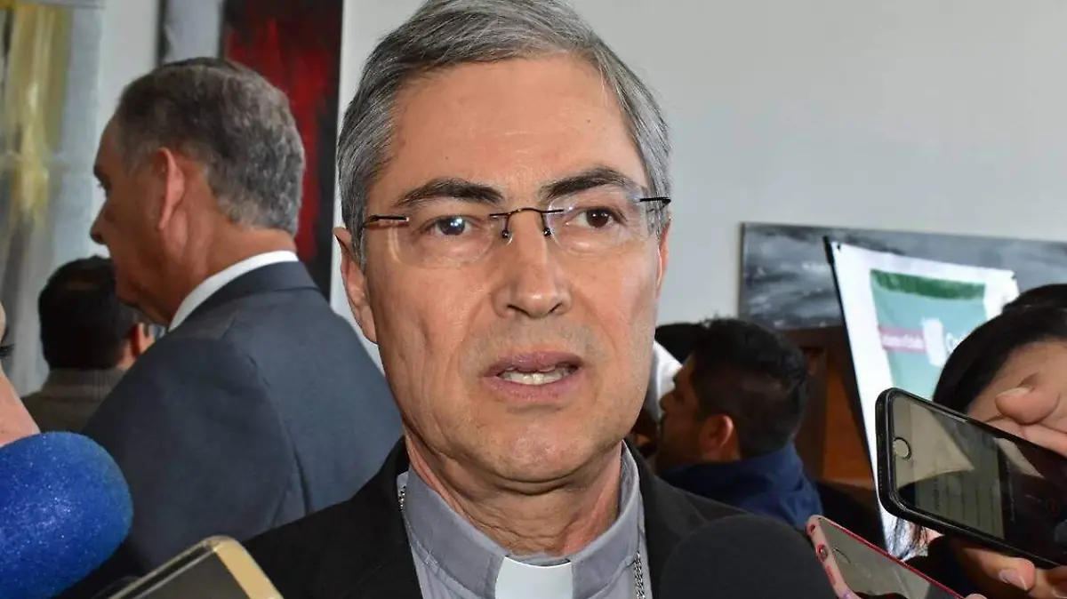 48 COBIAN 5  Es momento de orar y unirnos en familia, Obispo
