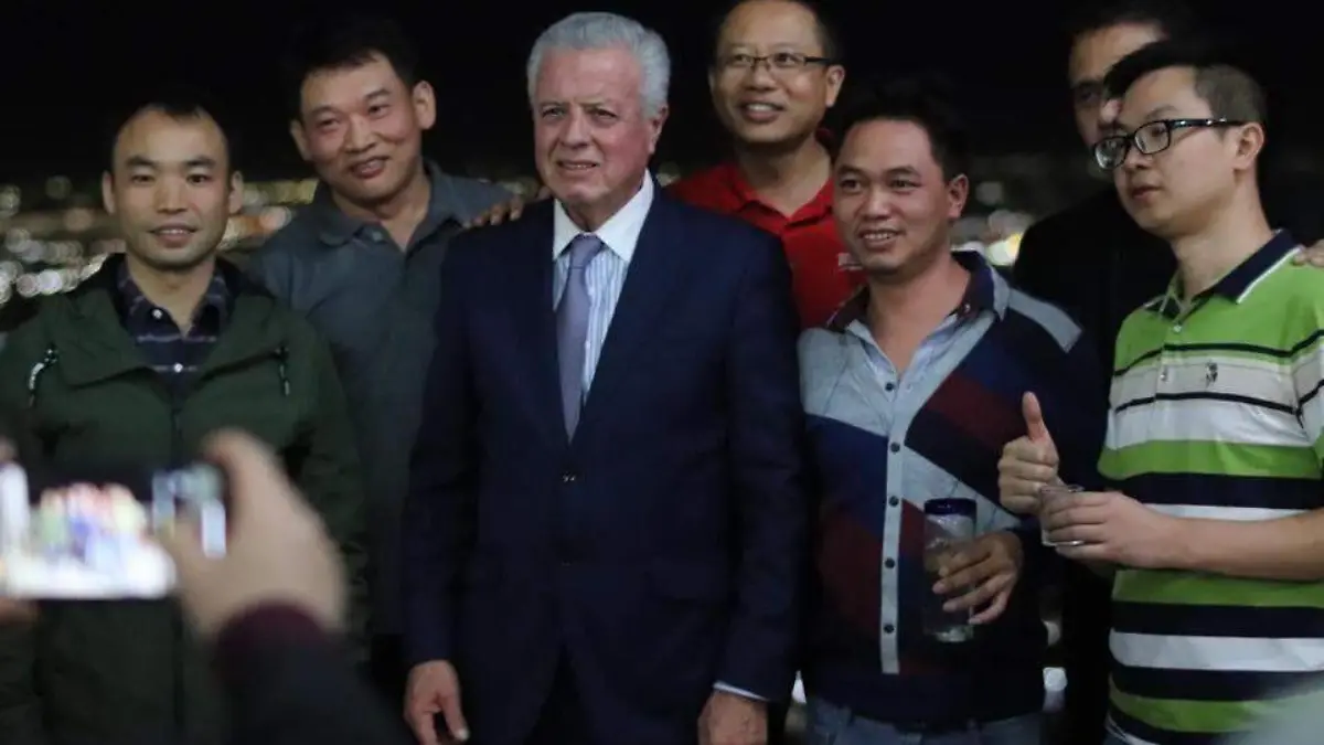 11 Recibe Jorge Zermeño a inversionistas chinos