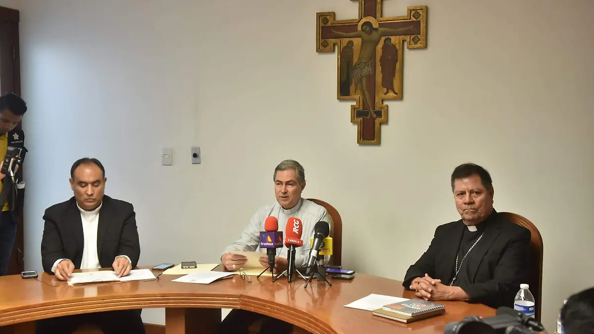 48 COBIAN 4  SE SUSPENDEN VIACRUSIS Y PROCESIÓN DEL SILENCIO A FELIGRESES