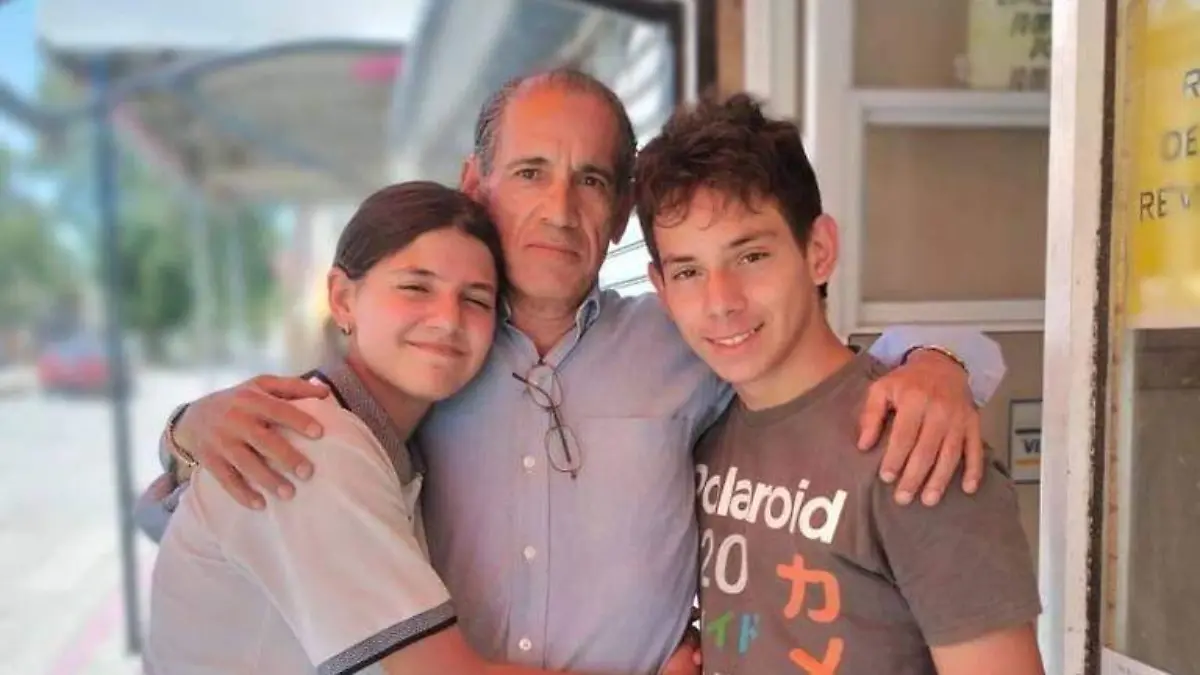 a0809d26-16cc-43eb-9ca1-c78652a80b31