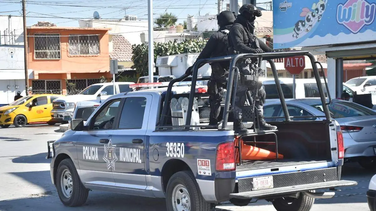 policía