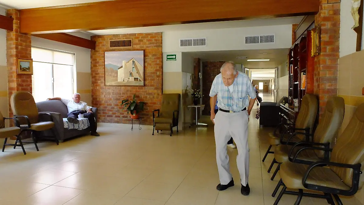 atención para 100 personas diariamente