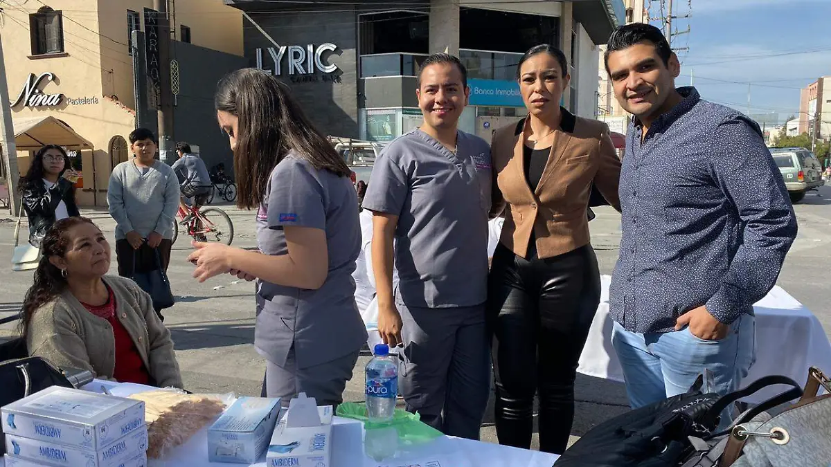 07 Realizan Feria de Salud “Diabetes.  La epidemia del Siglo XXI”