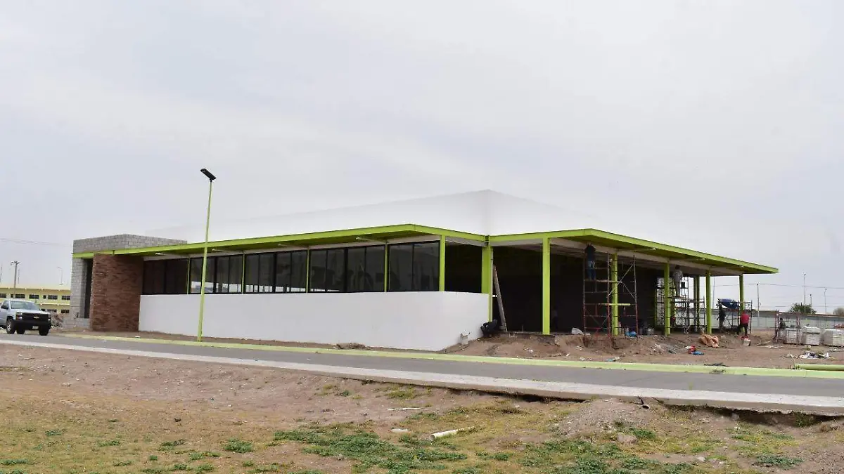 22 TRIANA4  Al  90 construcción de la alberca semiolímpica de la UAL