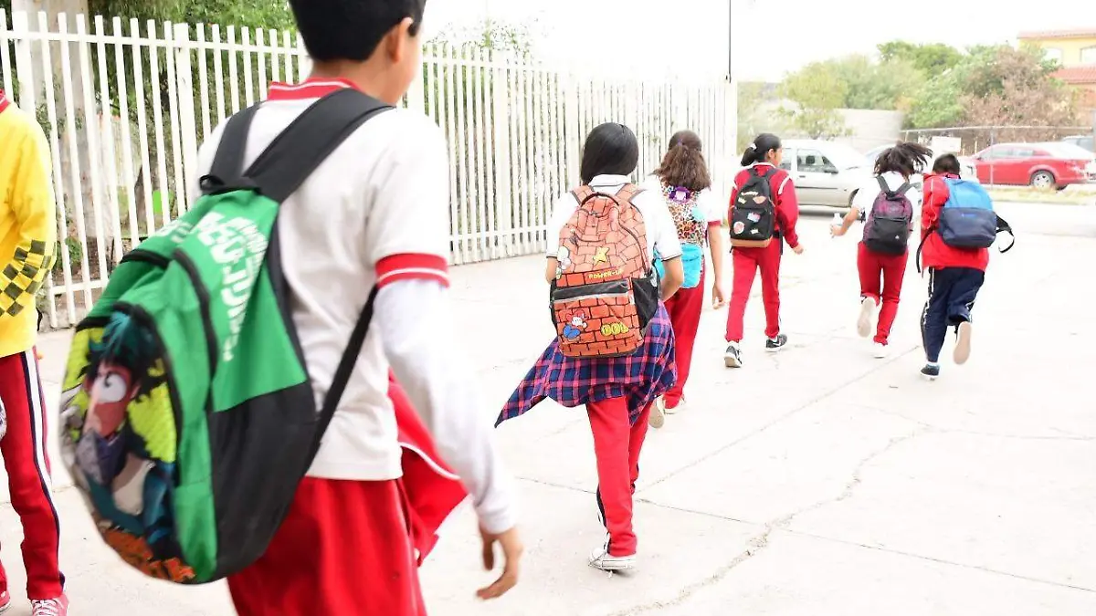 24 TRIANA2 Hay padres de familia que son un verdadero desastre