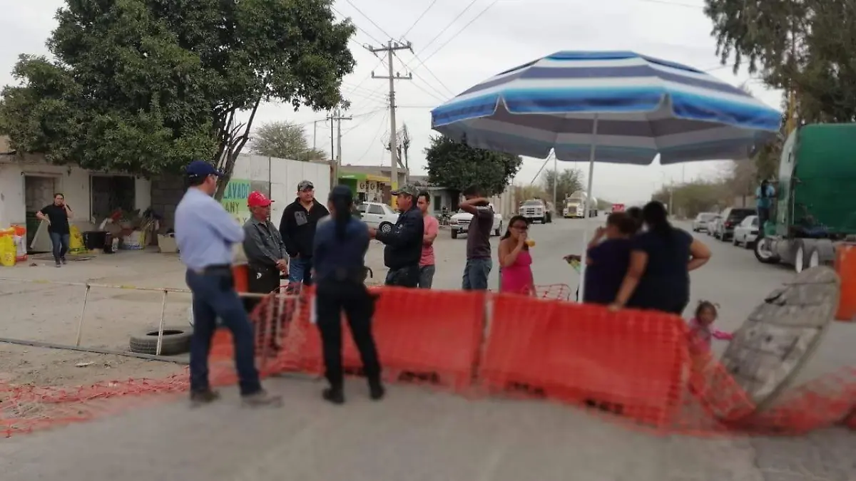 j14 Cierran carretera 1 